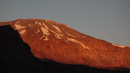 Alpenglow on Volcan San Jose