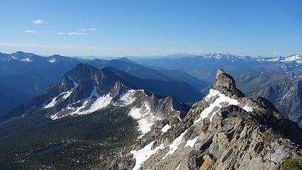 The crag near summit of Lake