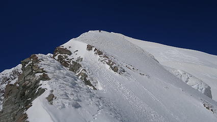 Looking up the final summit ice cap